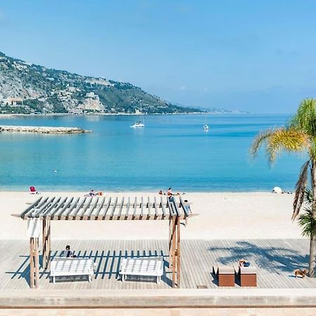 Superbe Studio Avec Terrasse En Front De Mer Menton Exterior photo